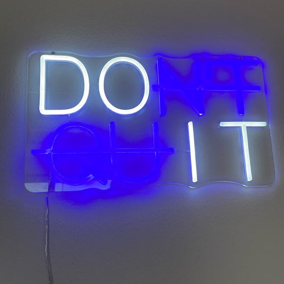 Neon Sign LED Don’t quit - Picture 2 of 2